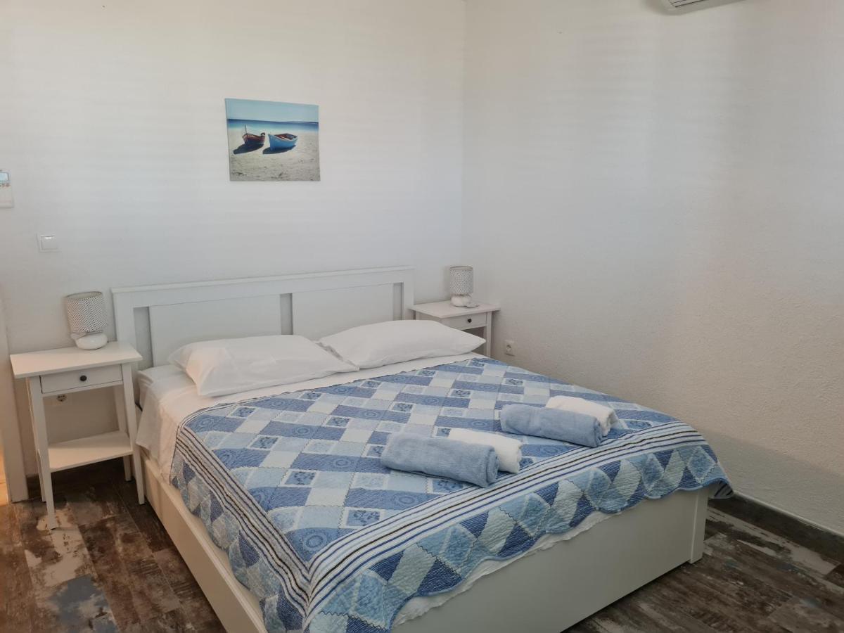 Rooms Andelka 波尔 外观 照片